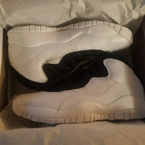 size 12 Jordan retro 10